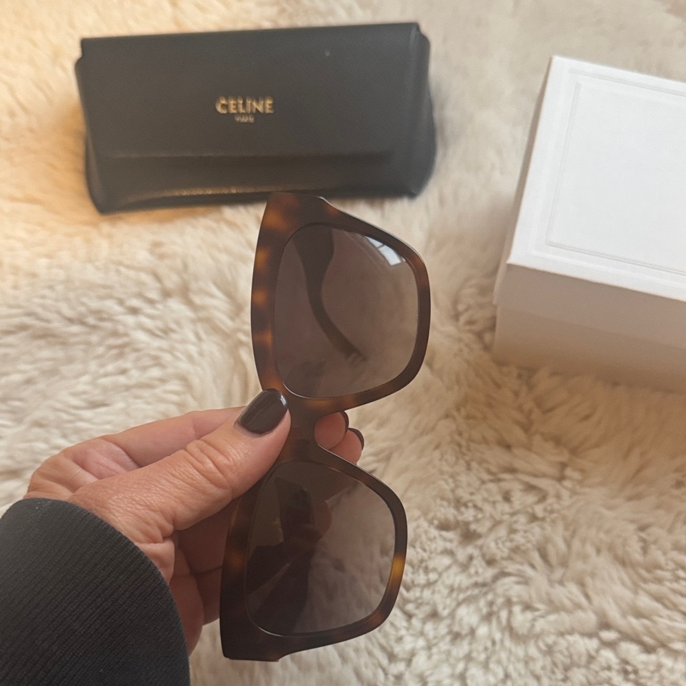 Celine Brown Tortoise Sunglasses - Picture 5 of 6